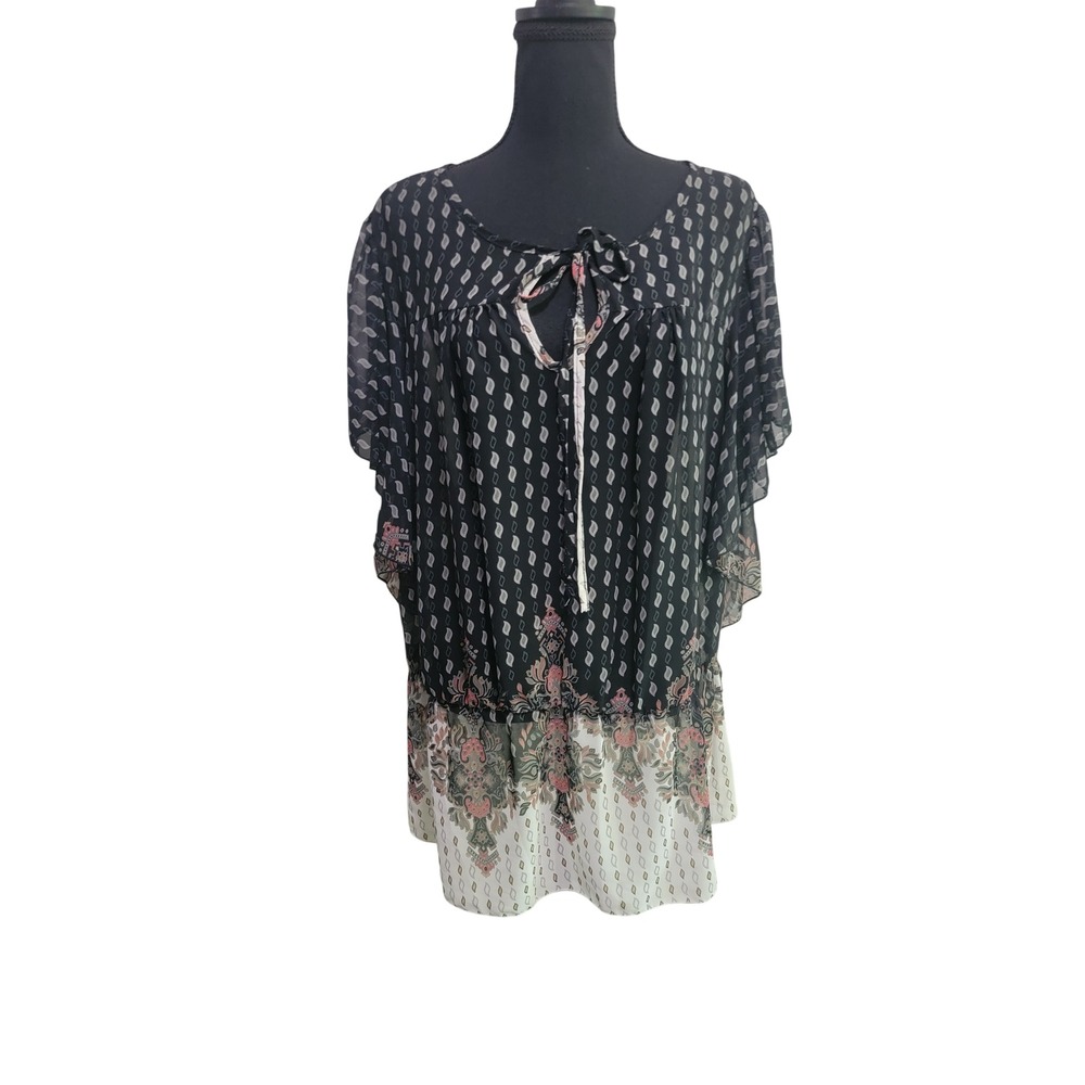 Lily White Womens 2X Black White Geometric Paisley Chiffon Tie Neck Blouse Top
